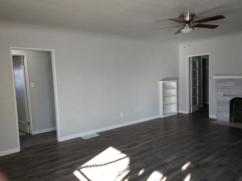 7225 Locust St, Hughson, CA 95326 photo 3