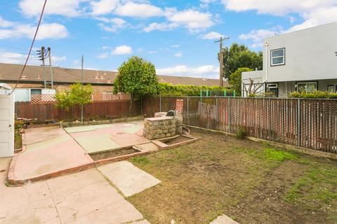 120 E Walnut St, Stockton, CA 95204 photo 22