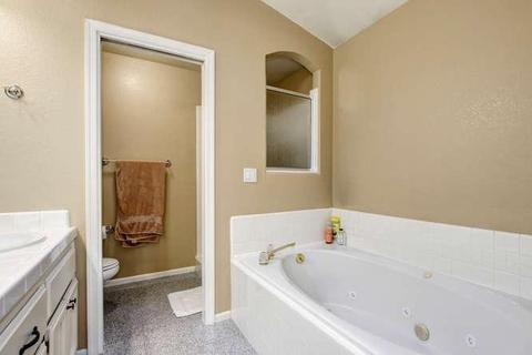 2404 Fallwater Ln, Carmichael, CA 95608 photo 21