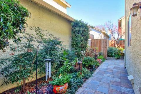 2404 Fallwater Ln, Carmichael, CA 95608 photo 32