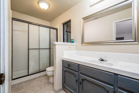 370 Lancaster Dr, Manteca, CA 95336 photo 13