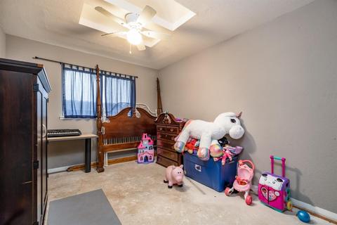 370 Lancaster Dr, Manteca, CA 95336 photo 17