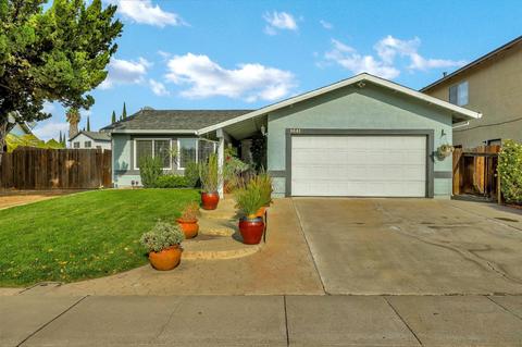 1641 W Beverly Pl, Tracy, CA 95376 photo 1