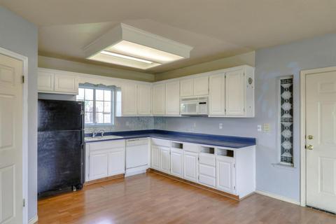 1535 Running Ln, Ceres, CA 95307 photo 9