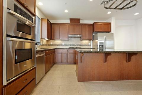 877 Sentinel Dr, Tracy, CA 95304 photo 8