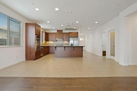 877 Sentinel Dr, Tracy, CA 95304 photo 9