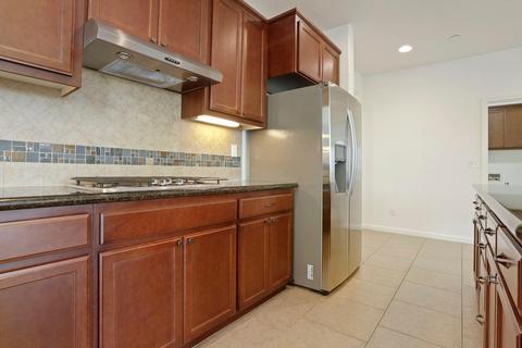 877 Sentinel Dr, Tracy, CA 95304 photo 7