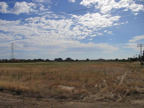 14658 E Live Oak Rd, Lodi, CA 95240 photo 1