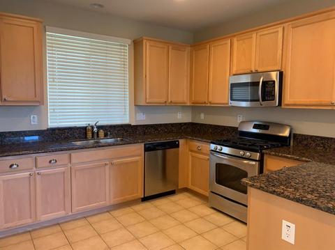 15896 Four Corners Ct, Lathrop, CA 95330 photo 3