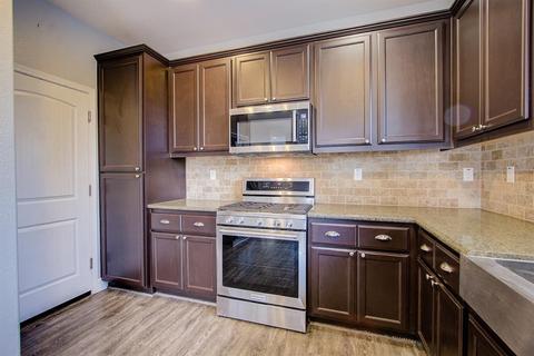 992 Willow Bridge Dr, Folsom, CA 95630 photo 11