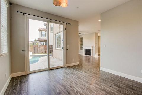 992 Willow Bridge Dr, Folsom, CA 95630 photo 16