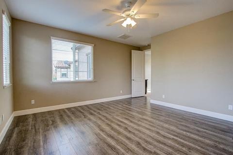 992 Willow Bridge Dr, Folsom, CA 95630 photo 18