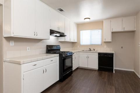425 Ore St, Manteca, CA 95336 photo 7