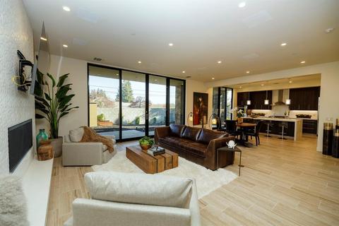 6980 Kendall Ct, Modesto, CA 95356 photo 14