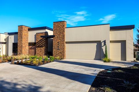 6980 Kendall Ct, Modesto, CA 95356 photo 2