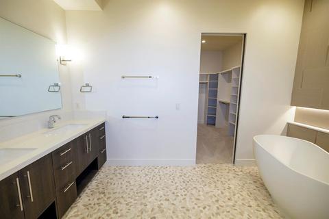 6980 Kendall Ct, Modesto, CA 95356 photo 41