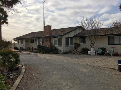 13513 Sycamore Ave, Patterson, CA 95363 photo 6