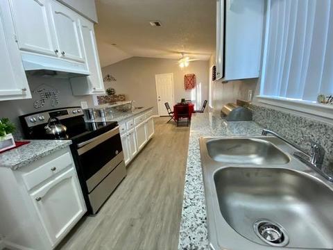 1201 W Union Ave, Modesto, CA 95356 photo 9