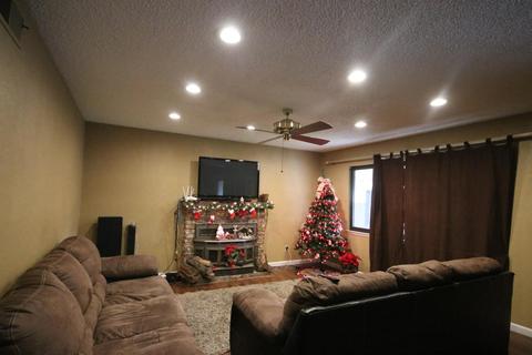1327 Edith Dr, Gustine, CA 95322 photo 5