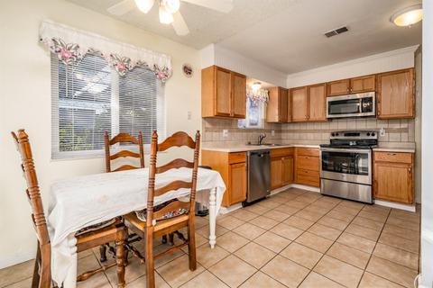1384 Mitchell Ln, Manteca, CA 95336 photo 16