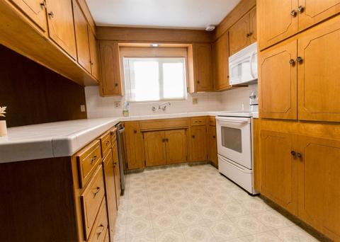 1504 Crestview Dr, Modesto, CA 95355 photo 8