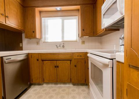 1504 Crestview Dr, Modesto, CA 95355 photo 9