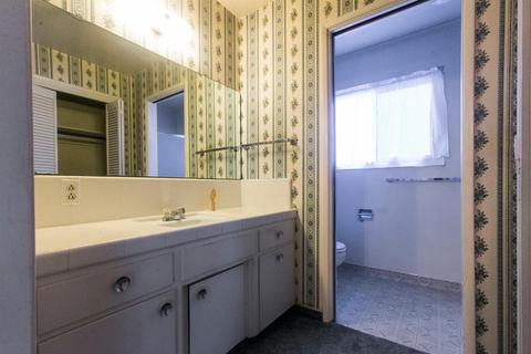 1504 Crestview Dr, Modesto, CA 95355 photo 24