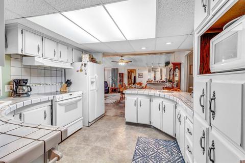 3800 Maui Ter, Modesto, CA 95355 photo 4
