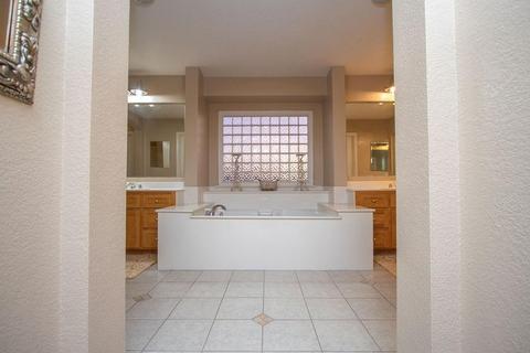 4658 Parkside Ct, Turlock, CA 95382 photo 42