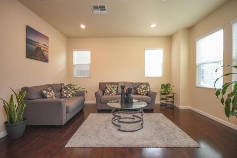 541 Ashwick Loop, Sacramento, CA 95823 photo 11