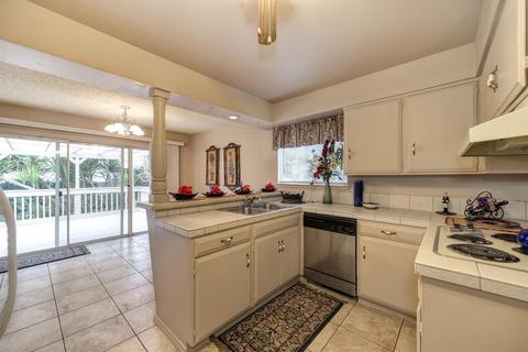 6307 Madison Ave, Carmichael, CA 95608 photo 14