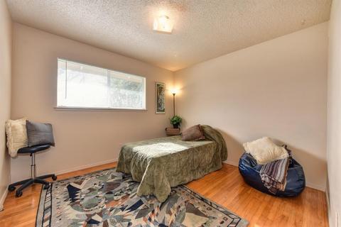 6307 Madison Ave, Carmichael, CA 95608 photo 18