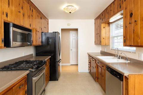 1512 Brannon Ave, Modesto, CA 95350 photo 3