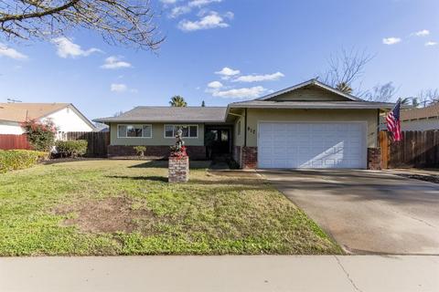 912 Autumn Dr, Modesto, CA 95355 photo 2