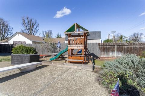 912 Autumn Dr, Modesto, CA 95355 photo 43