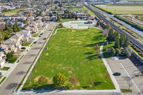 187 Glenhaven Dr, Tracy, CA 95377 photo 49