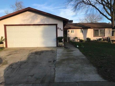 854 Emory, Merced, CA 95341 photo 1