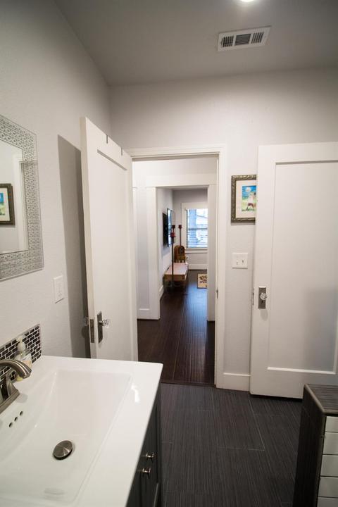 548 Castle St, Modesto, CA 95350 photo 16