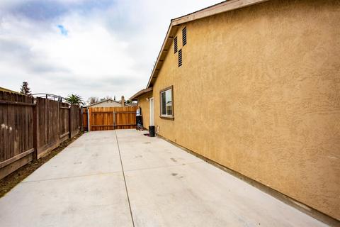 1542 Running Ln, Ceres, CA 95307 photo 6