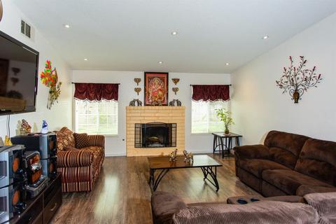 1542 Running Ln, Ceres, CA 95307 photo 10