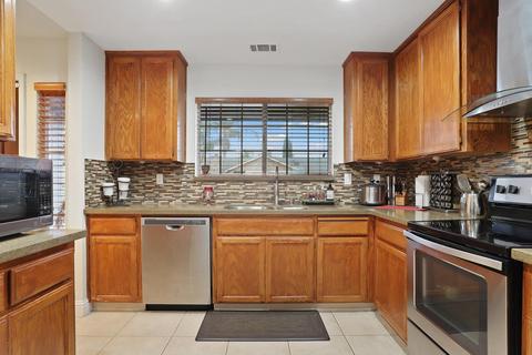 1395 Busca Dr, Tracy, CA 95376 photo 9