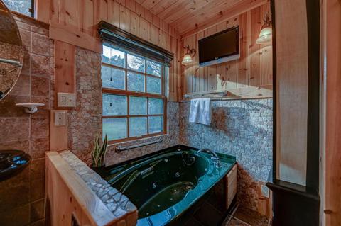 18111 Bourbon St, Jackson, CA 95642 photo 40