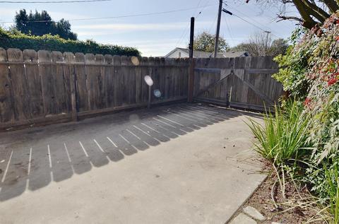 1105 Lillian Dr, Modesto, CA 95355 photo 40