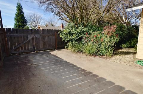 1105 Lillian Dr, Modesto, CA 95355 photo 39