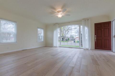 791 4th Ave, Gustine, CA 95322 photo 4