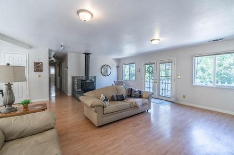 15857 Annie Dr, Grass Valley, CA 95949 photo 7
