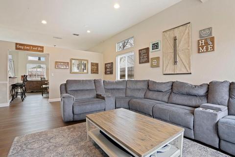 688 Cedar Flat Ave, Galt, CA 95632 photo 12