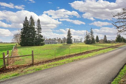 12708 Woods Rd, Wilton, CA 95693 photo 6