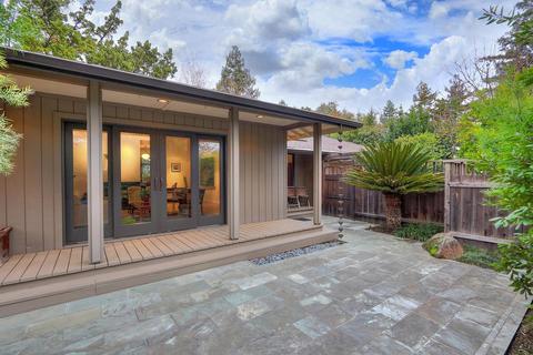 748 Elmwood Dr, Davis, CA 95616 photo 2