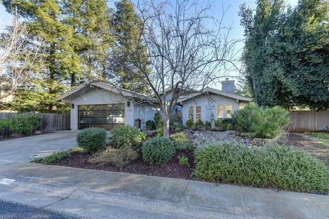 1240 Torrey St, Davis, CA 95618 photo 2
